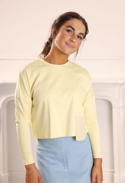 Cropped pocket yellow t-shirt by Gem