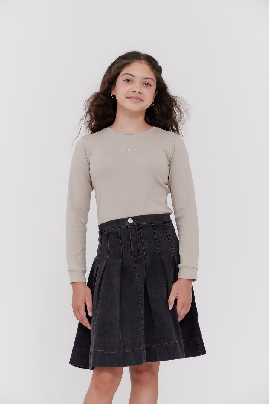 Wide pleated black skirt by Crew Basics