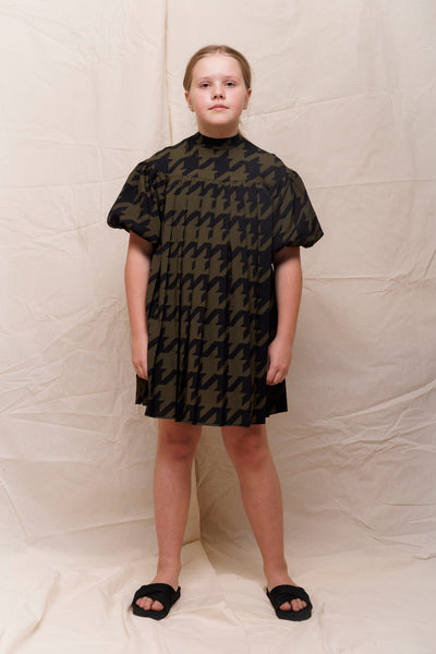 Pleated design print dress by Christina Rohde