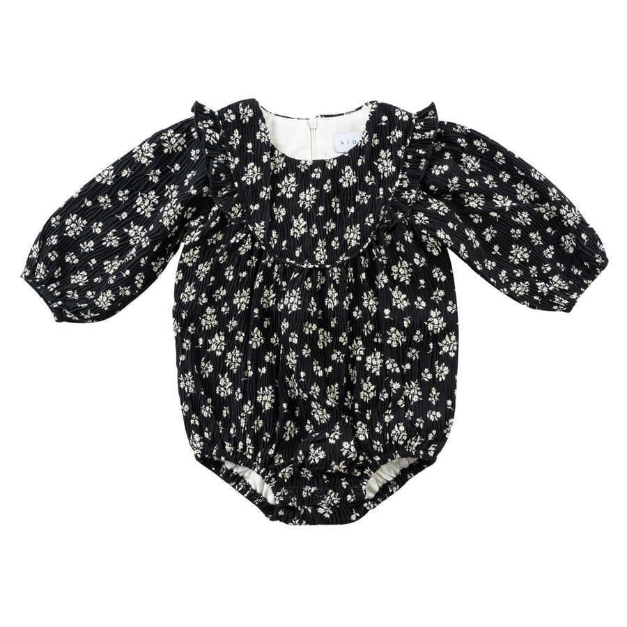 Crinkle bib black set by Klai