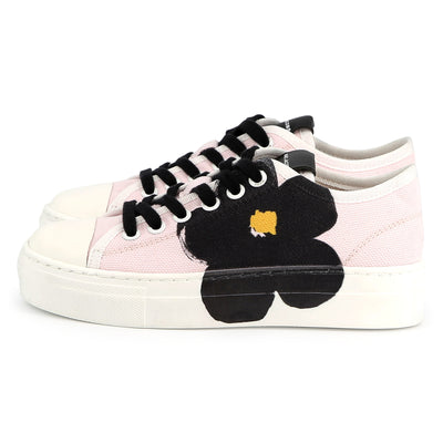 Daisy pink sneakers by Marc Jacobs