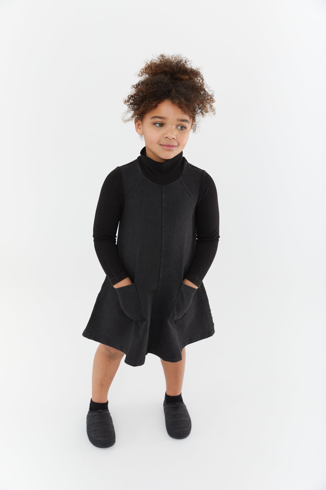 Black outfits hotsell for kids